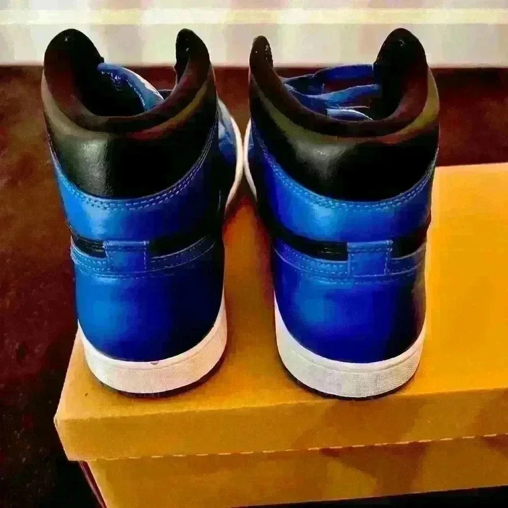Nike Air Jordan Retro 1 High OG Dark Marina Blue Men’s US 11.5 - Picture 6 of 11